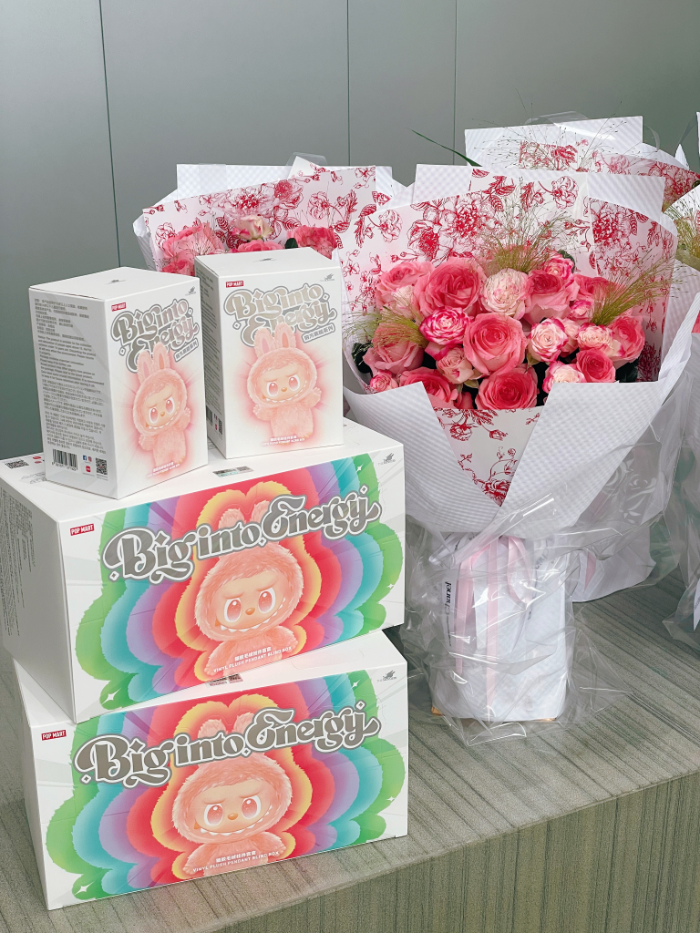 Ningbo Jinshan New Materials: Warm Delivery to Honor the Most Beautiful “She Power”
